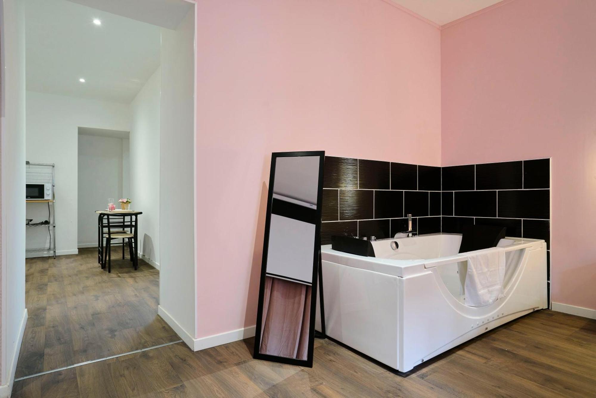 Ferienwohnung Ng Prestige L Lille L Tourcoing - Bouvines - Balneo & Cuisine Exterior foto
